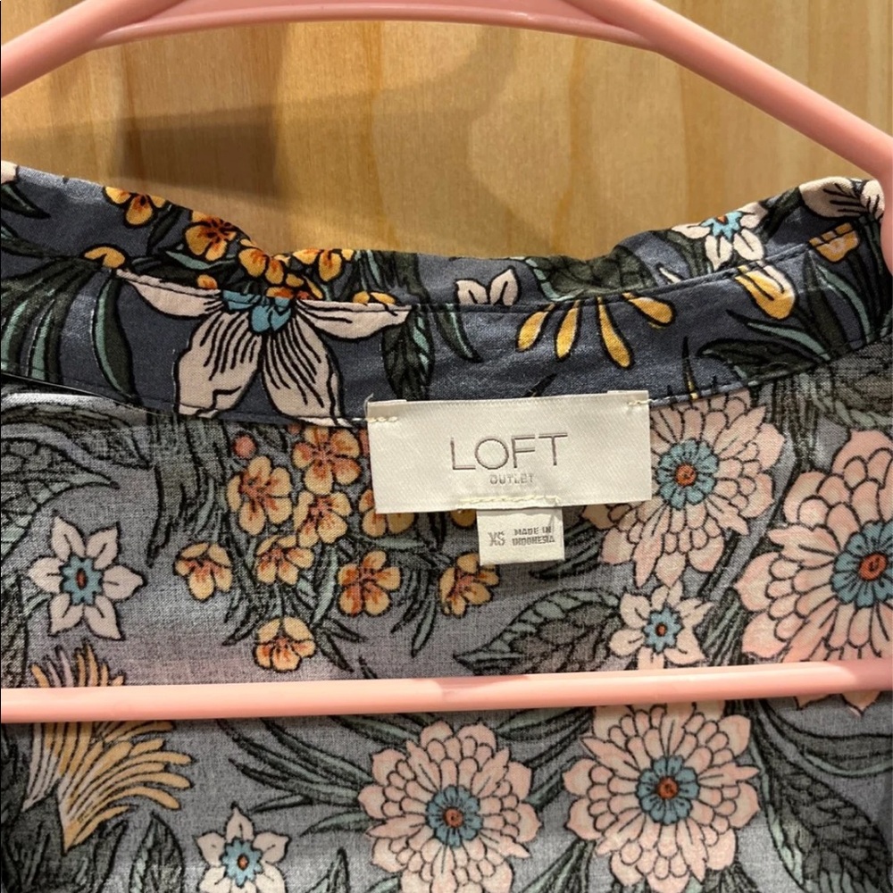 LOFT button up